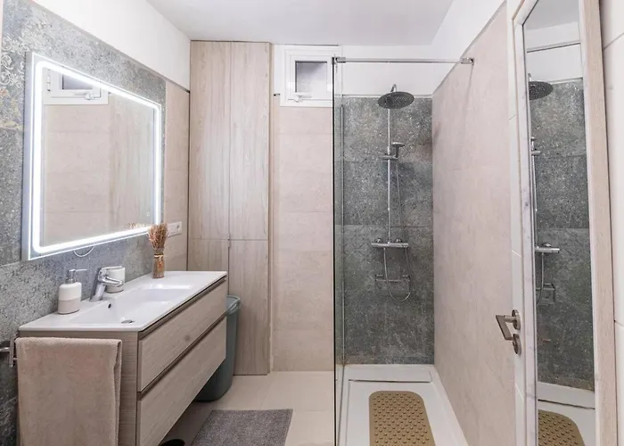 Beachfront Gem By Dream Homes Tenerife Apartmán *