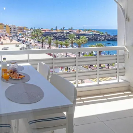 Beachfront Gem By Dream Homes Tenerife *